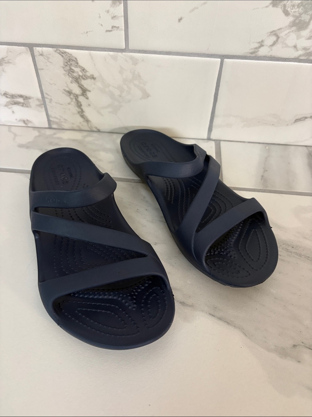 Crocs Kadee II Strappy Sandal Navy Asymmetrical Slide Size Women’s 8